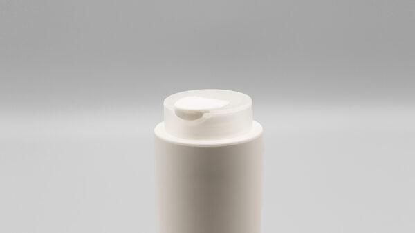 Dual colour cylindrical flip-top lid